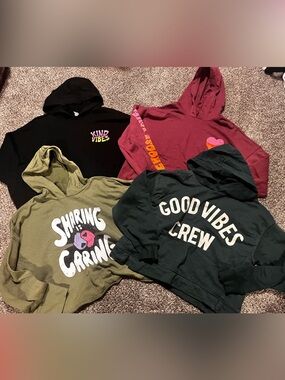 Old Navy XL Girls Cropped Hoodies